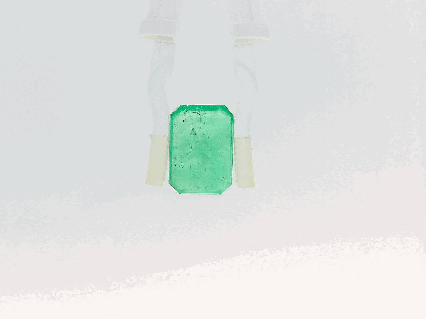 Emerald (Panna Stone) - 4.58 Carat