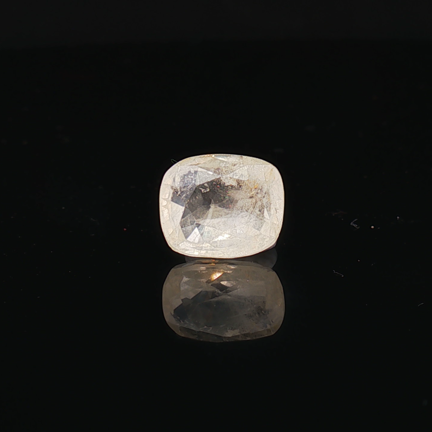Yellow Sapphire (Pukhraj Stone) - 2.84 Carat